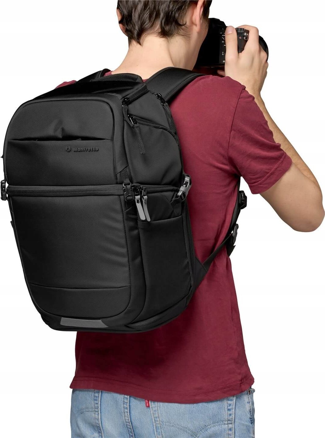 Çantë shpine fotografike Manfrotto Advanced Fast Backpack III, për DSLR dhe lente, për laptop 15", e zezë