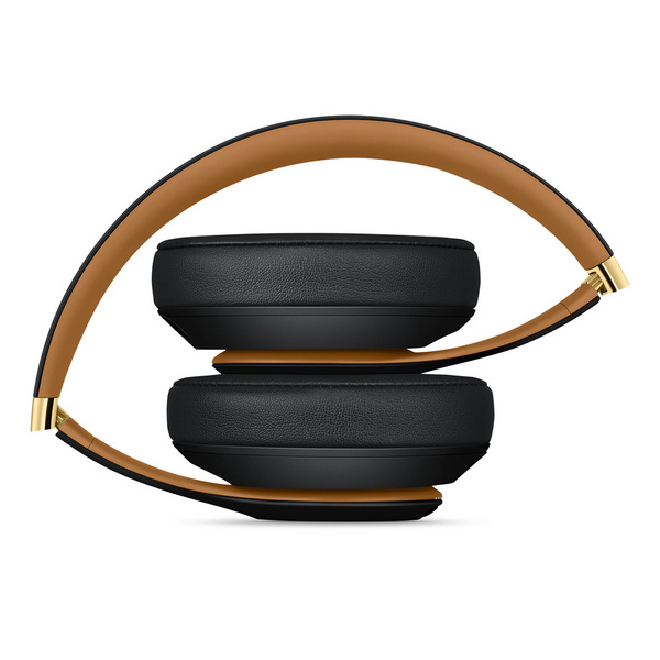 Apple Beats Studio3 Wireless Over-Ear Headphones, Skyline Collection, Midnight Black
