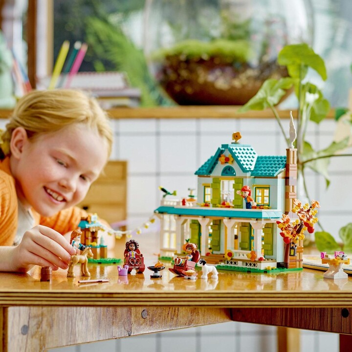 Set LEGO® Friends 41730 House Autumn, 853 pjesë