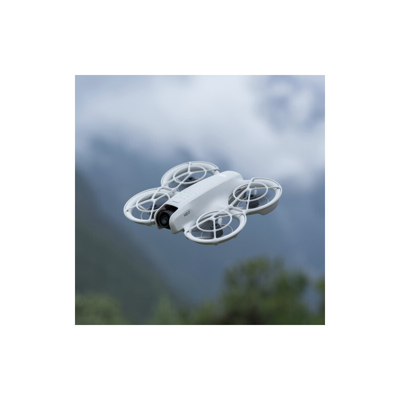 DJI Neo