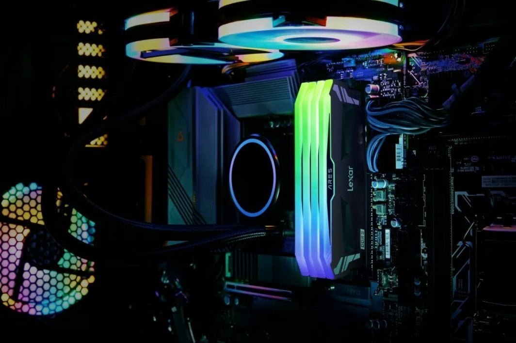 Memorie Lexar Ares RGB, DDR5, 32 GB, 6800 MHz, CL34, LD5U16G68C34LA-RGD