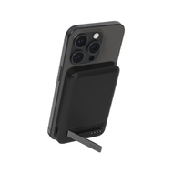 Karikues portativ Belkin BoostCharge Pro, 5000mAh, Qi2 MagSafe, me stendë, i zi