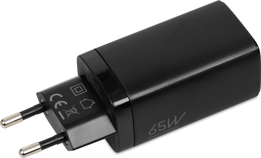 Ѕиден полнач iBOX C-65 GaN, 65W PD, 2x USB-C 1x USB-A, црн
