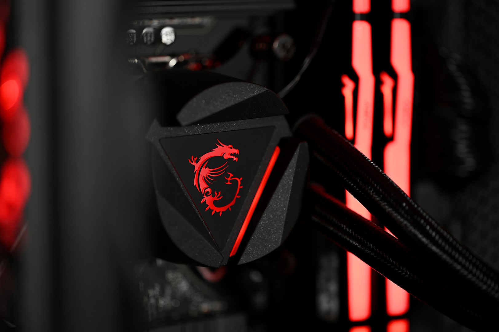 Kompjuter Actina, Intel Core i7-13700KF, 32GB DDR4, 1TB SSD, RTX 4060, i zi