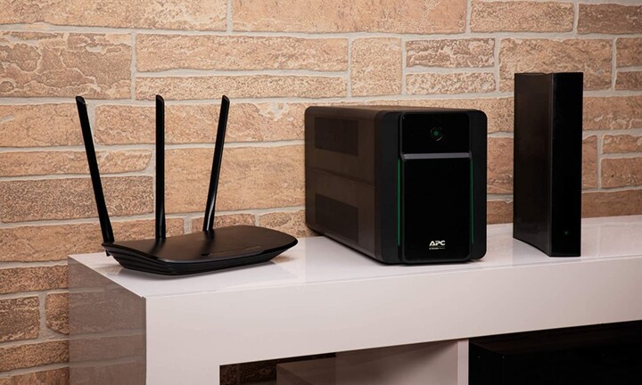 UPS APC Back, 2200VA, 1200W