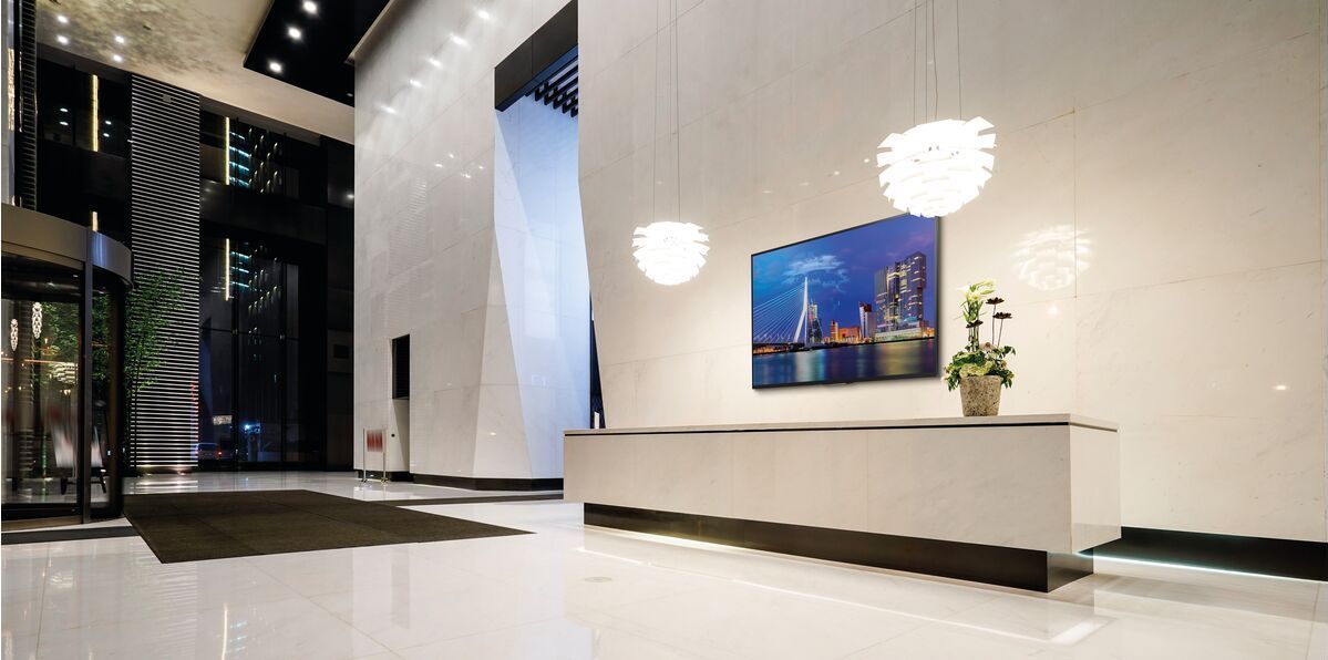Mbajtëse muri për TV Vogels PFW 4700, 55"-80", 75kg, e zezë