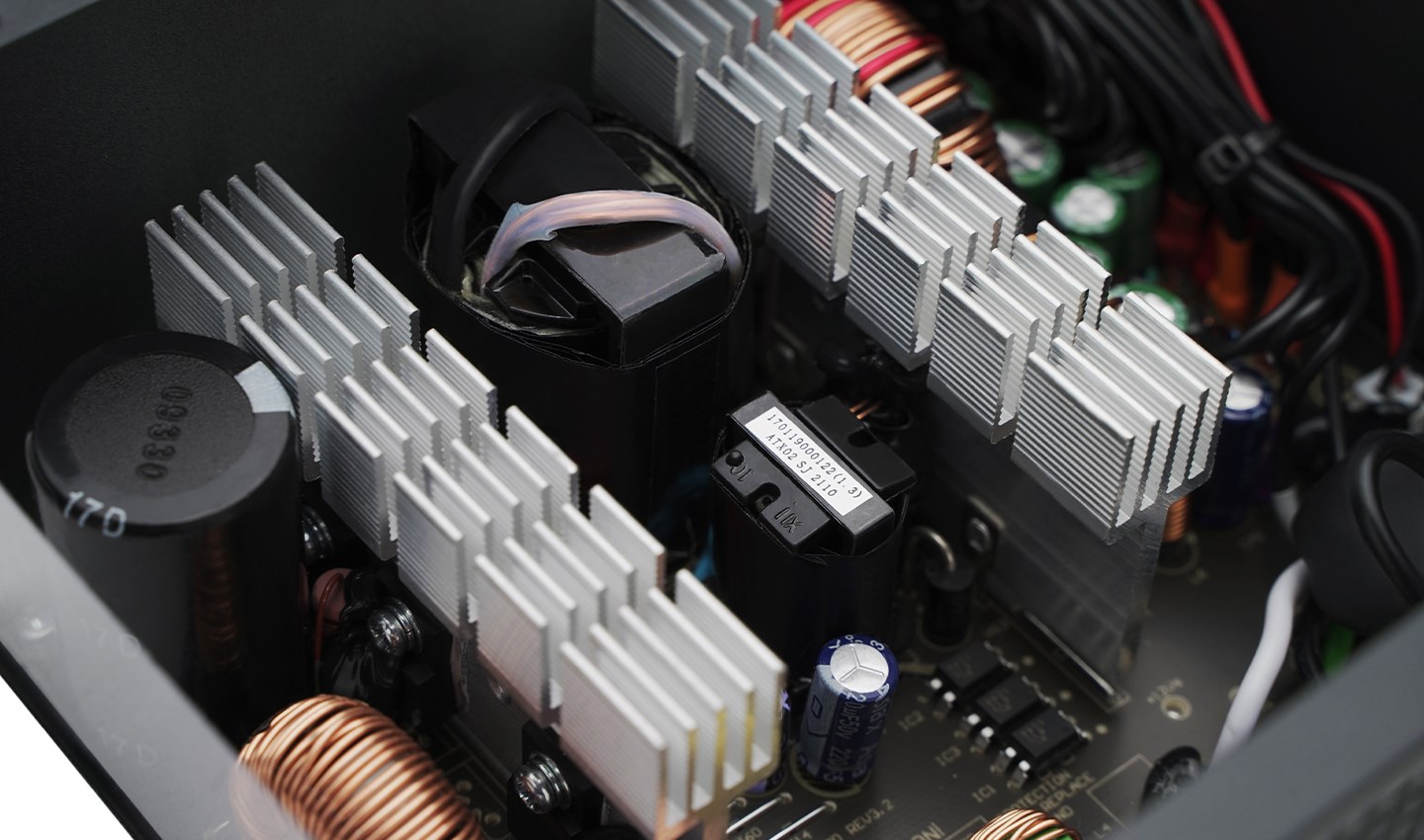 Burim energjie DeepCool PF600, 20+4 pin ATX, 600 W
