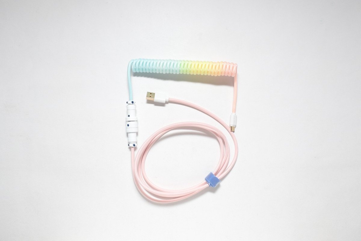 Kabllo spirale për tastierë Ducky V2 Cotton Candy, USB A në USB C, me lidhës aviacioni, shumëngjyrëshe