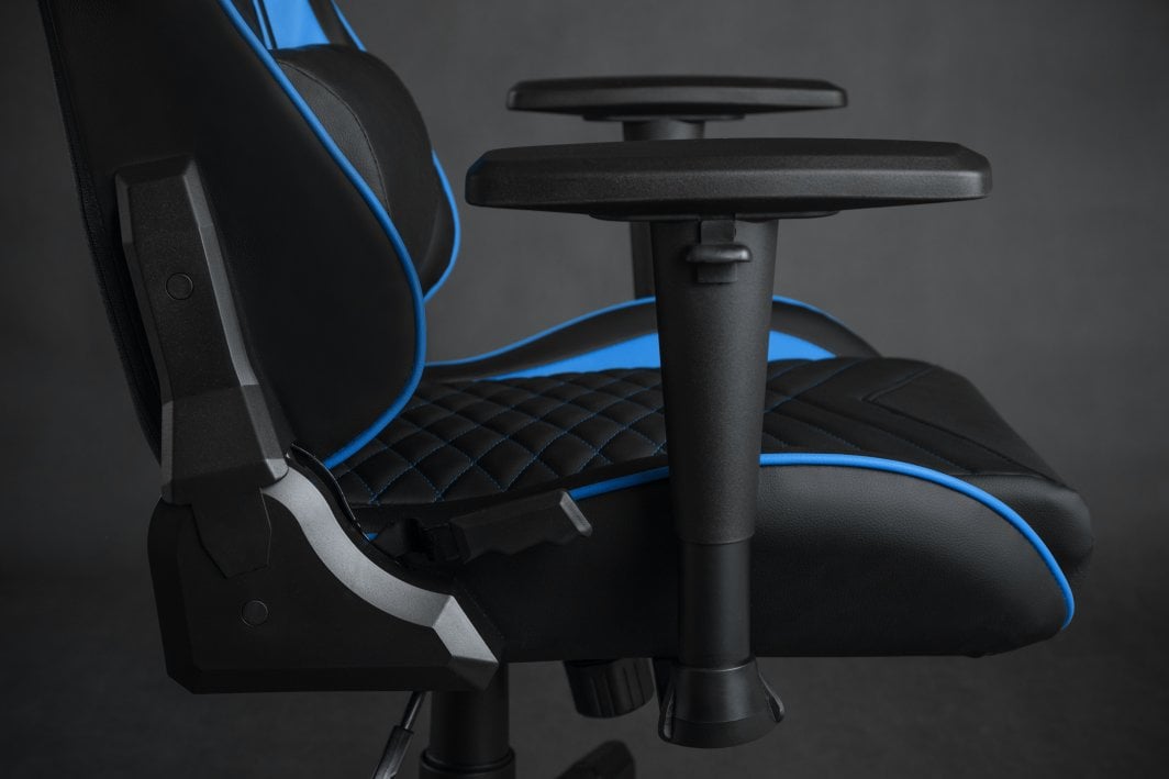 [OUTLET] Karrige SENSE7 Spellcaster, e zezë/e kaltër