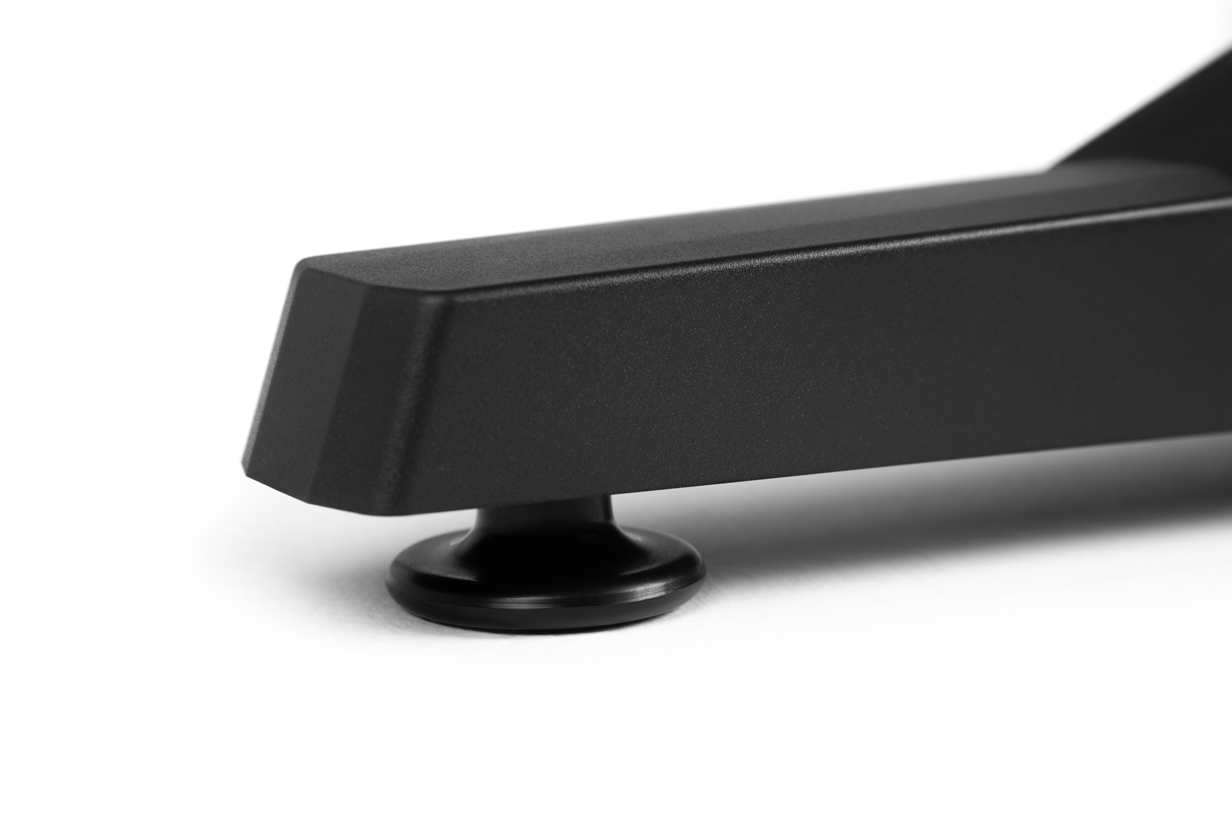 Tavolinë SENSE7 Nomad Classic 140cm x 60cm, e zezë