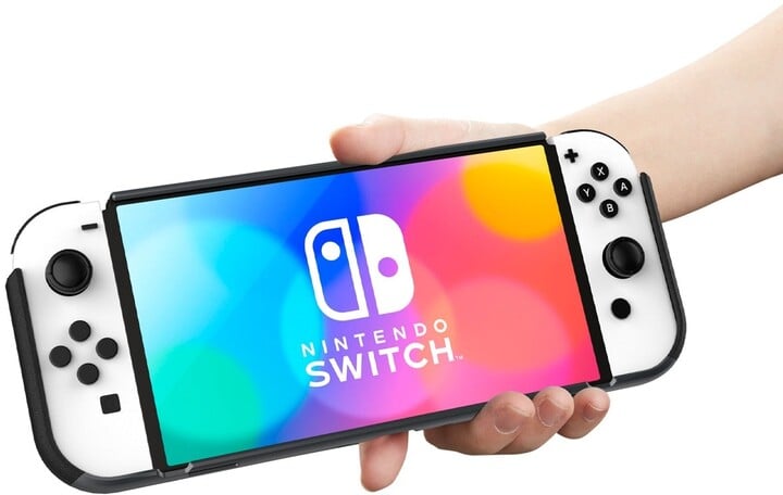 Mbrojtëse Spigen për Thin Fit pro Nintendo Switch OLED, e zezë