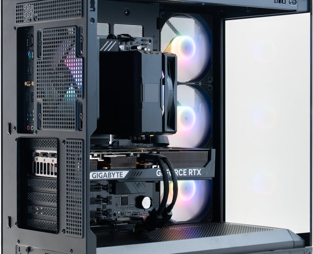 Kompjuter gaming Game X G100, Core Ultra 5 245KF, 32GB RAM, RTX 5070 Ti, 1TB SSD, i zi
