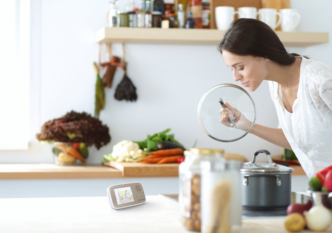 Monitor Nanny Motorola VM483, i bardhë