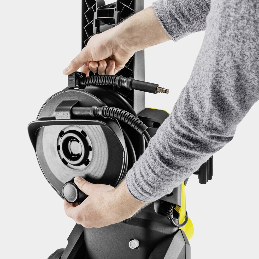 Pastrues me presion i lartë Karcher K 5 WCM Premium, motor me ftohje me ujë, bobinë për zorrë, i verdhë