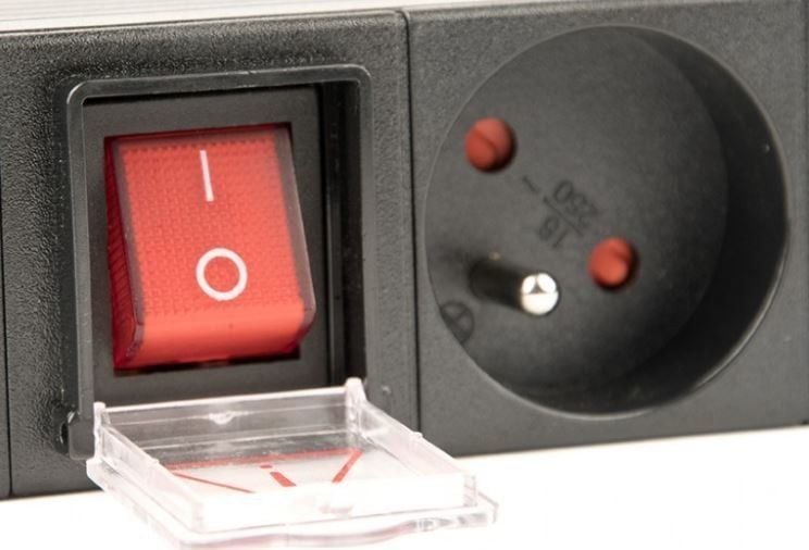 Kabllo vazhduese Gembird Rack Strip 8x French 3m