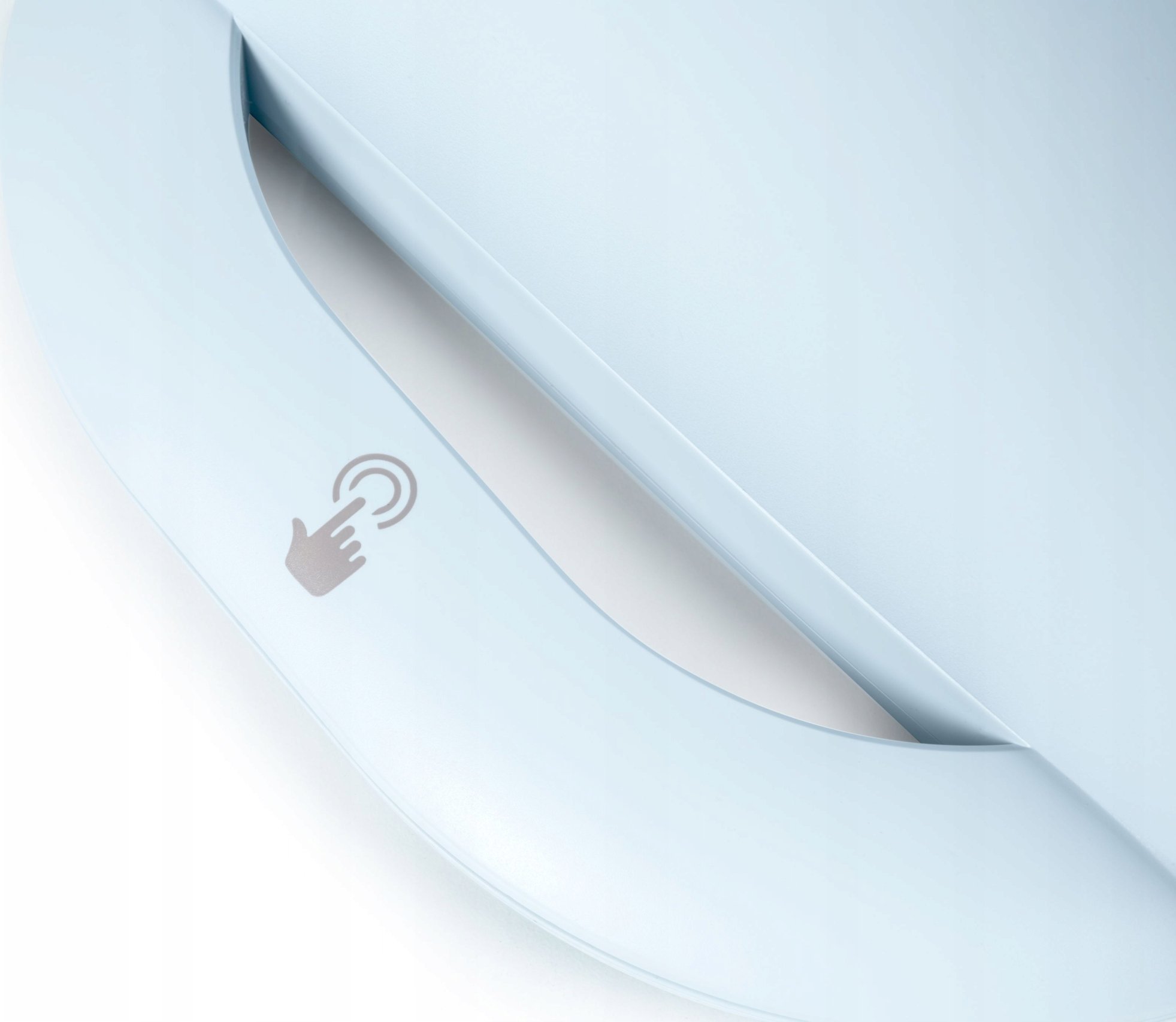 Bazë vertikale BigBen për PS5 Slim, me 4 porta USB, RGB, e bardhë