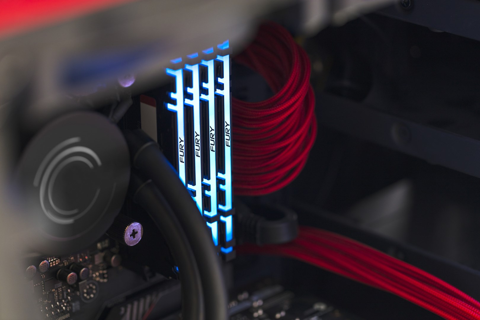 Memorie RAM Kingston FURY Renegade RGB, 32GB, DDR4, 3200MT/s, e zezë