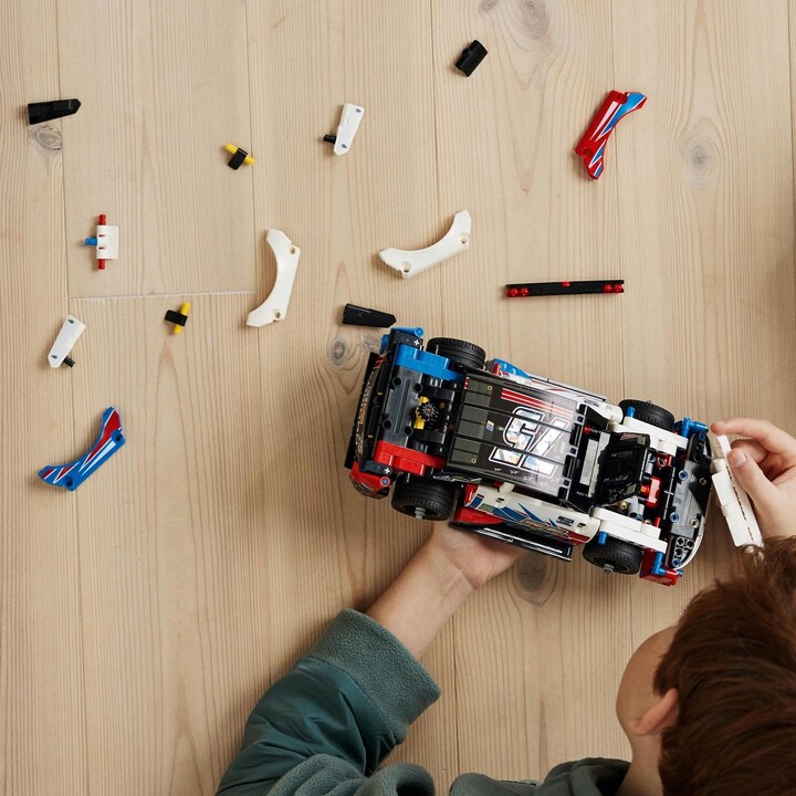 Set LEGO® Technic 42153 NASCAR® Next Gen Chevrolet Camaro ZL1, 672 pjesë