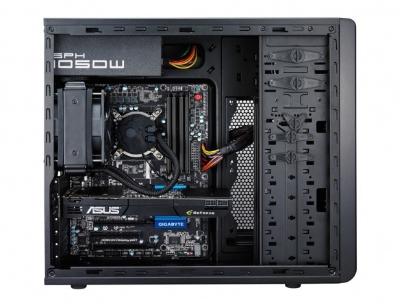 Kasë CoolerMaster Force 500, e zezë