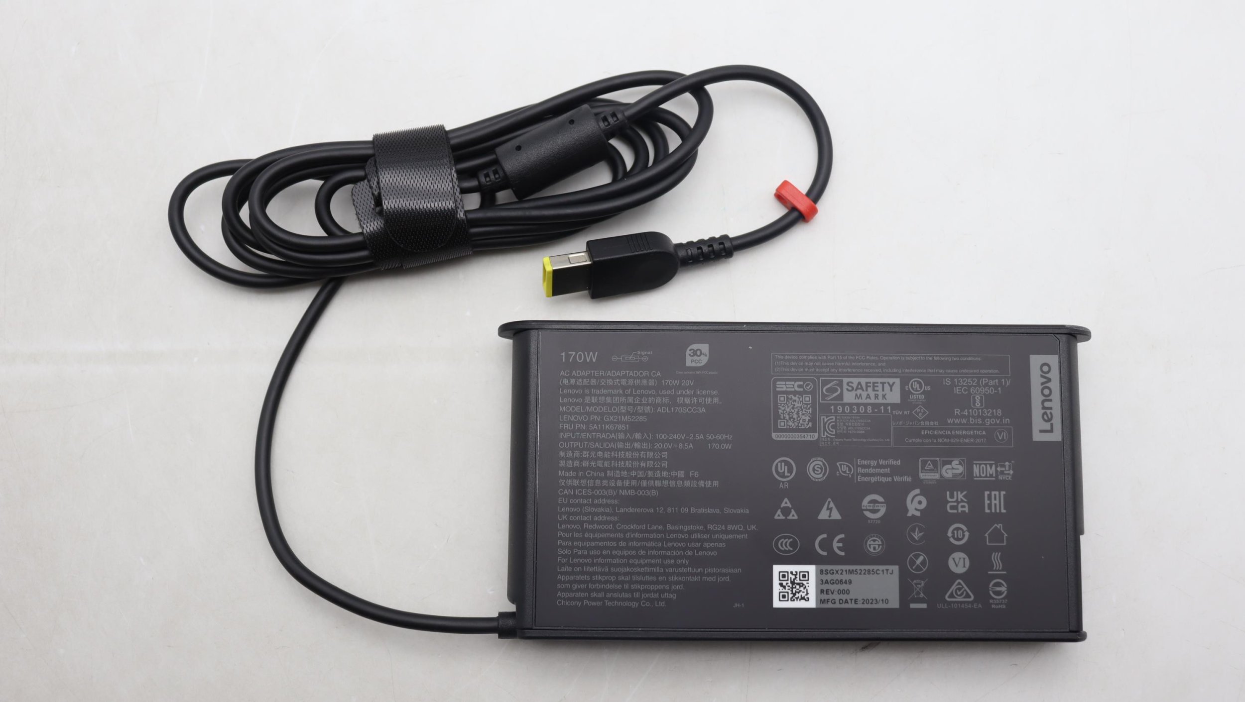Adaptor energjie Lenovo 5A11K67851, 170 W, i zi