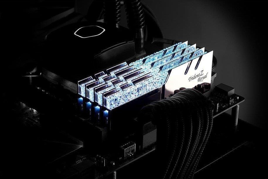 Memorie G.Skill Trident Z Royal, DDR4, 32 GB, 3200 MHz, CL14, F4-3200C14D-32GTRS
