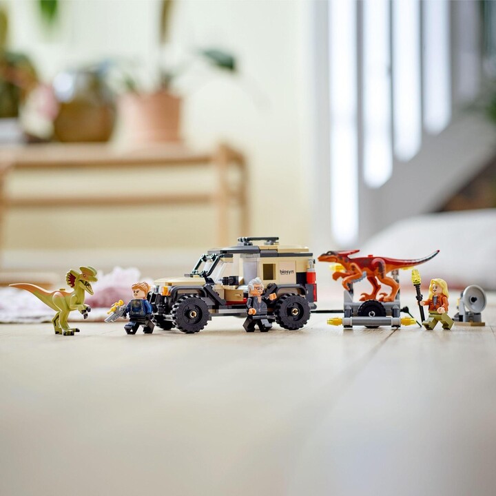 Set LEGO® Jurassic World™ 76951 Pyroraptor and Dilophosaurus Transporter