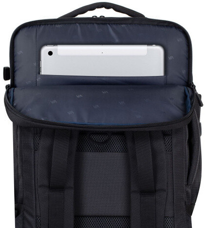 Çantë RivaCase për laptop 17.3'', e zezë