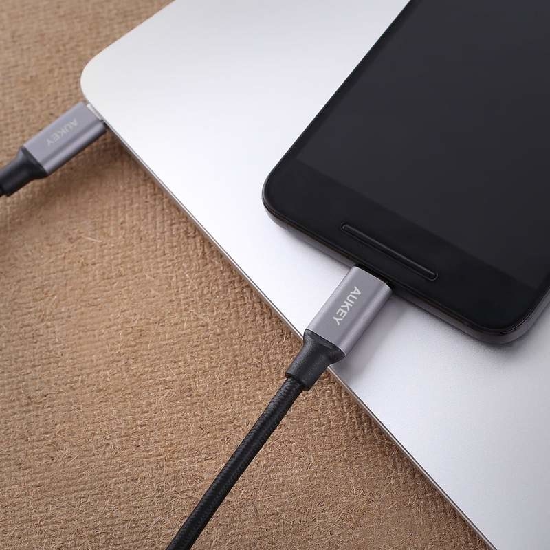Kabllo Aukey, USB C / USB C, 1 m, e zezë