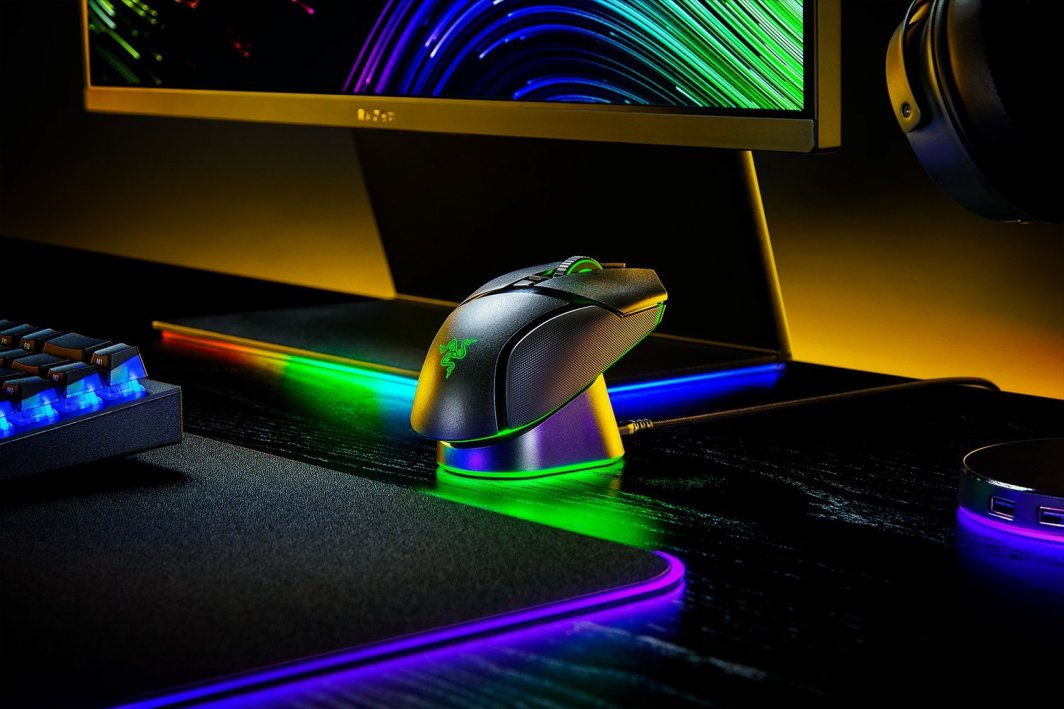 Maus Razer Dock Pro + stacion karikimi Wireless RGB, USB
