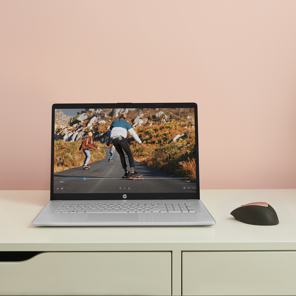 Laptop HP 17-cn0053cl, 17.3", Intel Core i5, 12GB DDR4, 512GB SSD, Intel Iris Xe Graphics, i argjendtë
