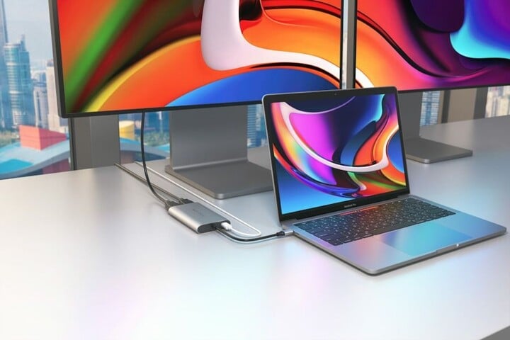 Përshtatës HyperDrive Dual HDMI - USB-C, i argjendtë