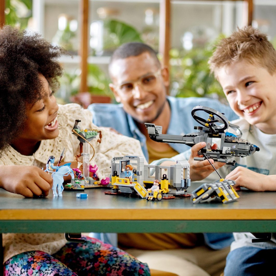 Set LEGO® Avatar 75573 Flying Mountains: Station 26 and RDA Samson, 887 pjesë