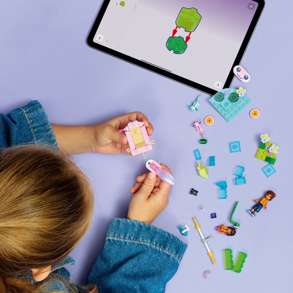 Set LEGO Friends Axolotl Adventure 42681, lojë ndërtimi kreative, shumëngjyrësh