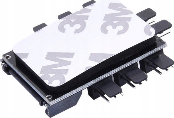 Hub kontrollues për flladitës dhe RGB Barrow, 7 porta, PWM 3 pin 4 pin, i zi