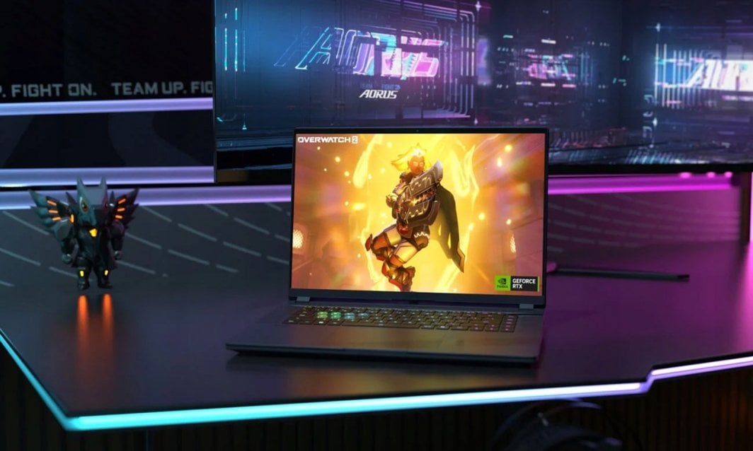 Laptop Gigabyte AORUS 16X ASG 2024, 16", Intel Core i7-14650HX, 16GB RAM, 2TB SSD, NVIDIA GeForce RTX 4070
