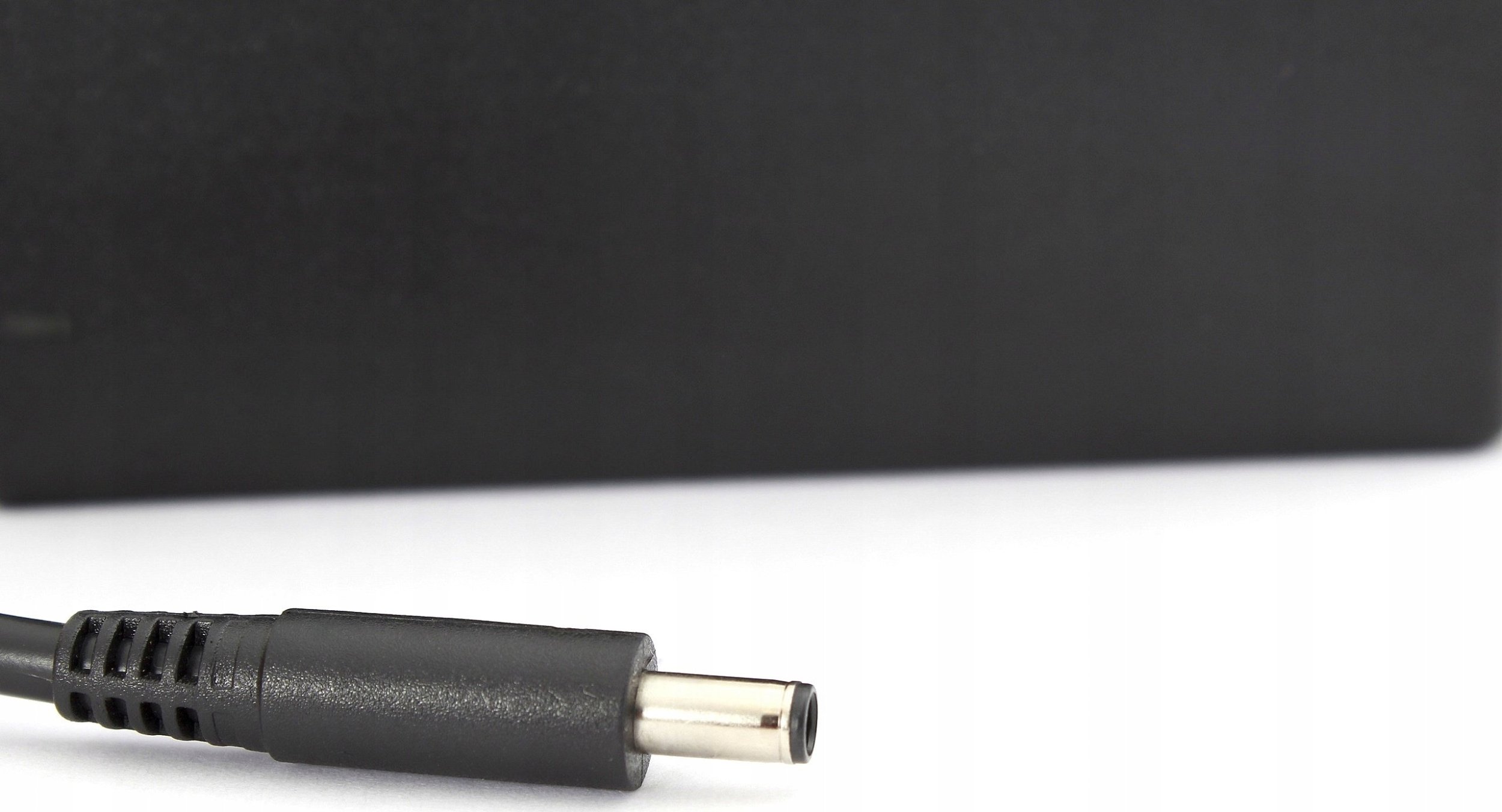 Karikues laptopi Dell T8YYD, 45W, për përdorim të brendshëm, i zi