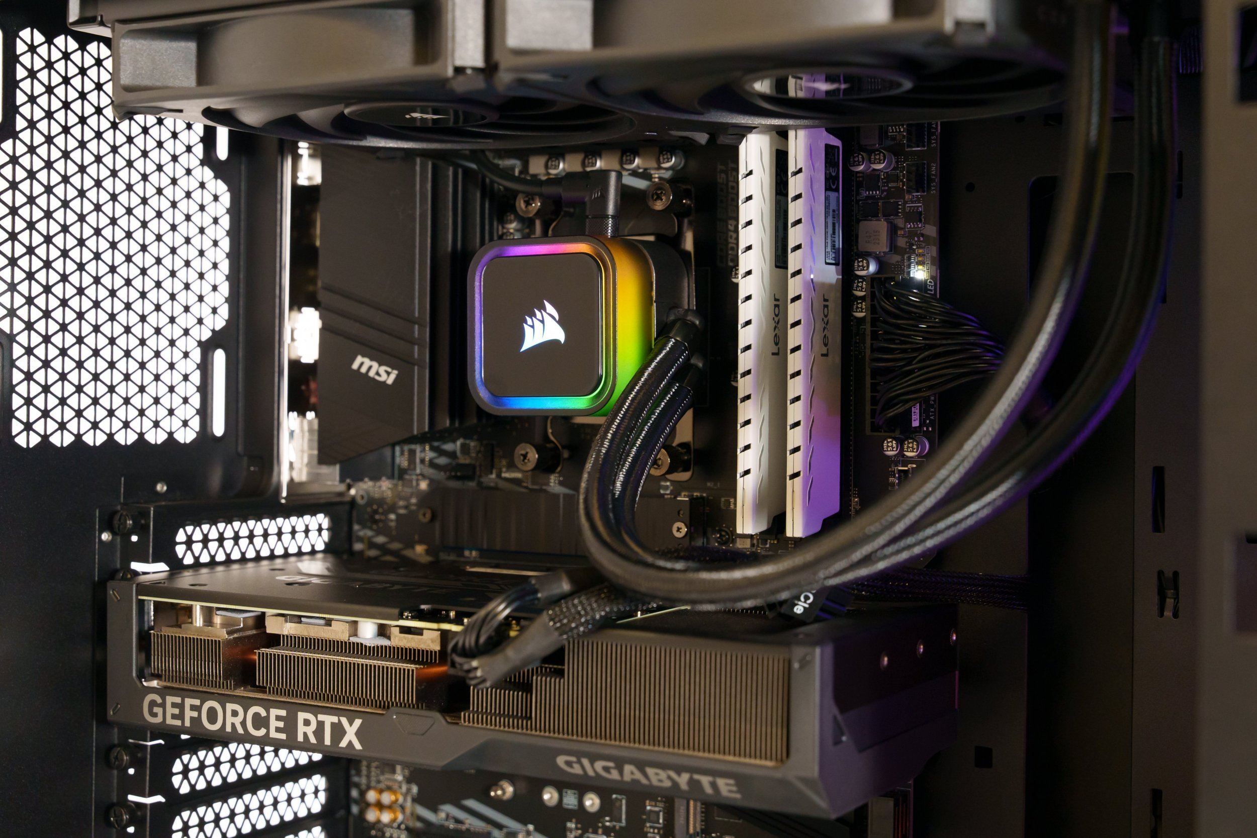 Kompjuter gaming Game X G300 Lite, Ryzen 7 7700X, RTX 3060, 32GB RAM, 1TB SSD, i zi