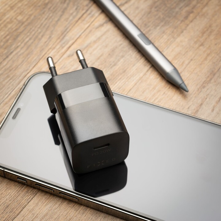 Полнач FIXED Mini со USB-C, PD, 20W, + USB-C - USB-C кабел, 1м, црн