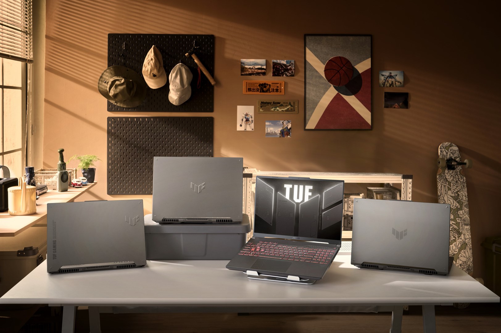 Laptop ASUS TUF Gaming, 15.6", AMD Ryzen 9 8945H, 16 GB RAM, 1 TB SSD, NVIDIA GeForce RTX 4070, i zi