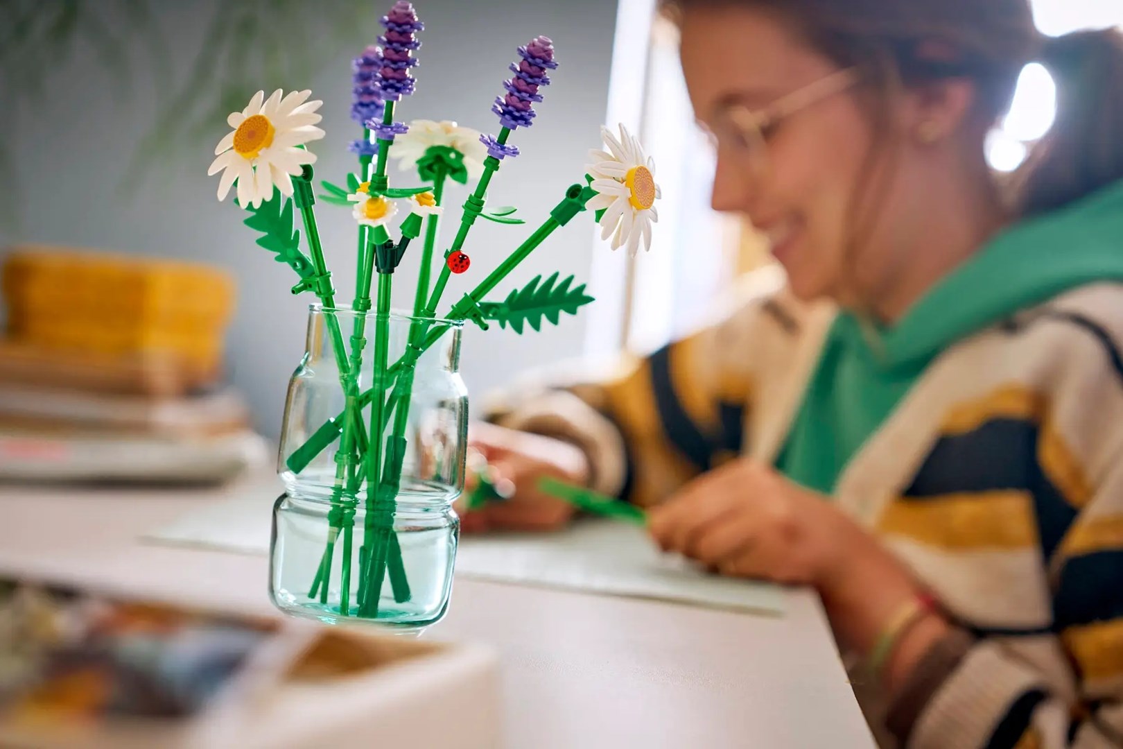 Set LEGO Botanicals Daisies Flower Decor 11508, 133 pjesë, mbi 9 vjeç, shumëngjyrësh