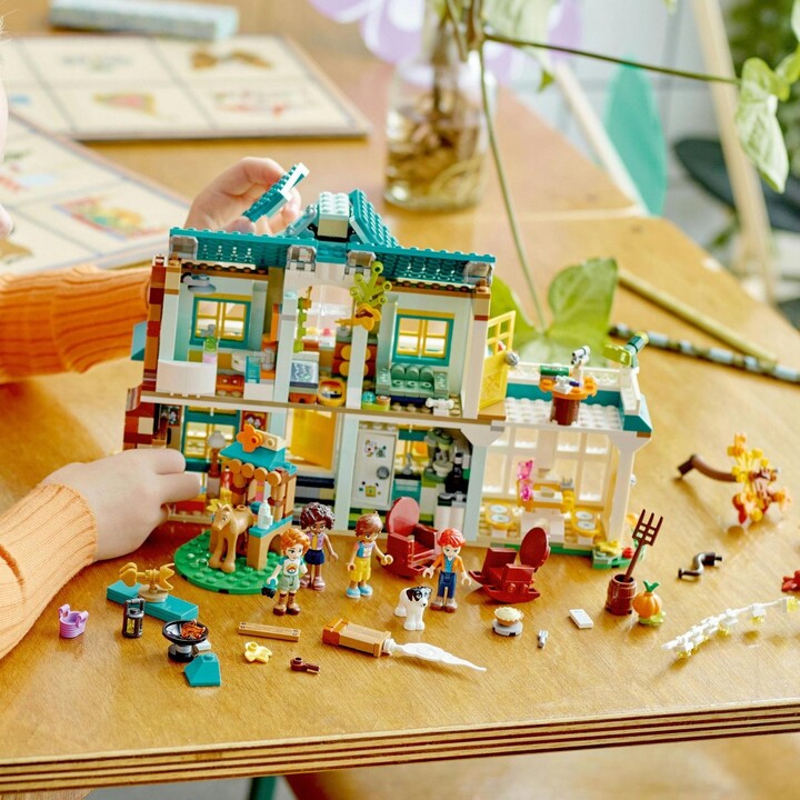 Set LEGO® Friends 41730 House Autumn, 853 pjesë