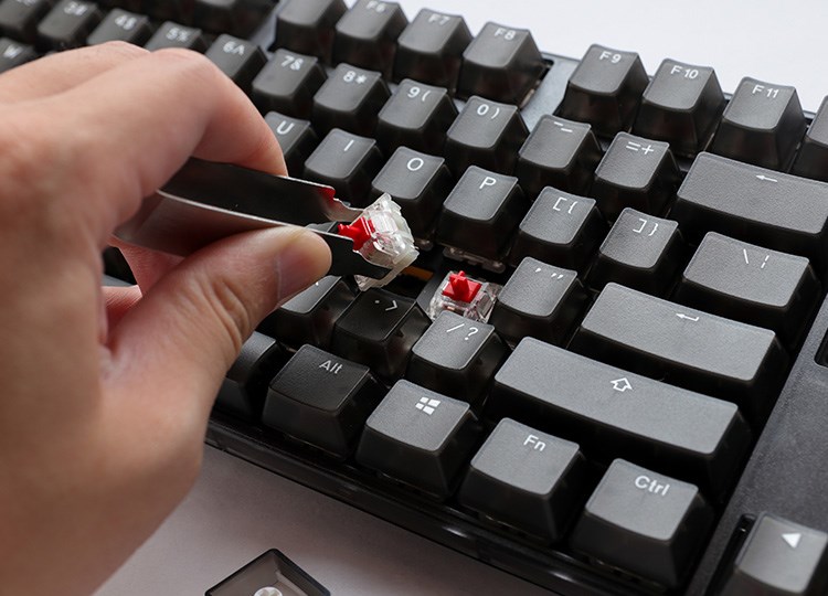 Tastierë për lojëra Ducky One 3 Aura Black, Cherry MX Speed Silver, RGB LED, e zezë