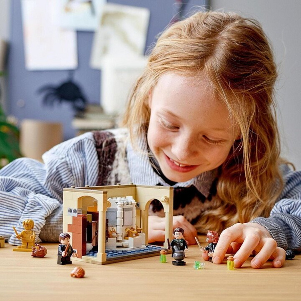 Set LEGO Harry Potter 76386 Warts: Mistake with the Polygonal Potion