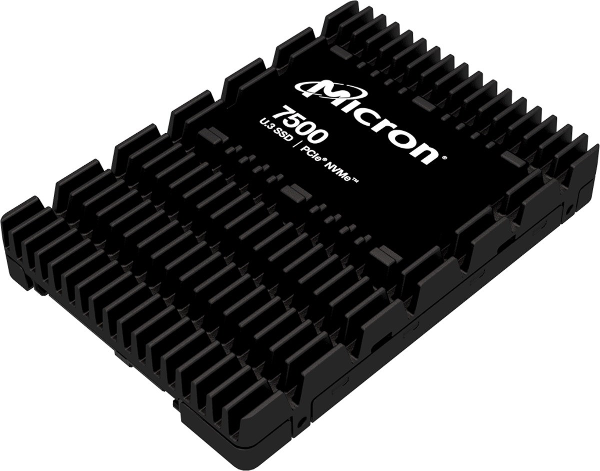 Внатрешен SSD Crucial 7500 PRO, 1.92TB, U.3 NVMe 4.0 x4