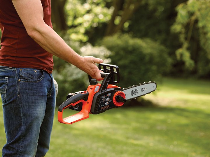 Sharrë zinxhiri pa kabllo Black&Decker GKC1825L20, 18V, shufër 25cm, portokalli