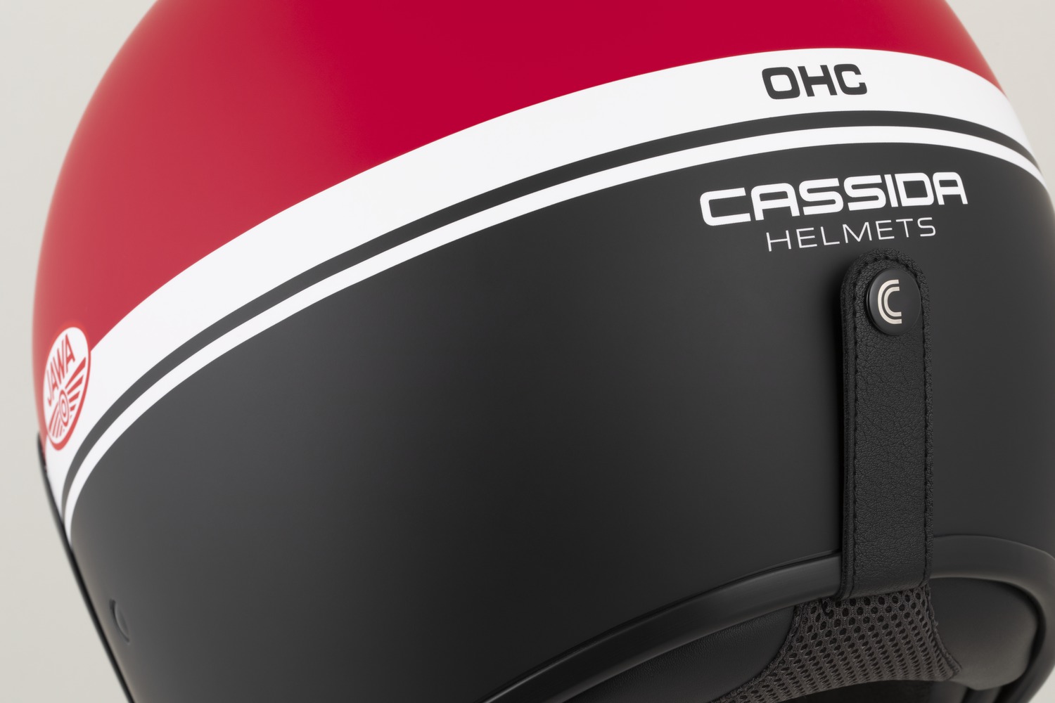 Helmetë moto CASSIDA Oxygen 2.0 Jawa OHC, polikarbonat, vizor dielli, e kuqe mat e zezë e bardhë