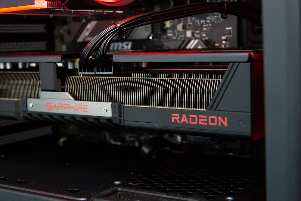 Kompjuter HAL3000 Alfa Gamer Pro XT, AMD Ryzen 7 7800X3D, 32GB RAM DDR5, 2TB PCIe4 SSD, AMD RX 9070 XT, i zi