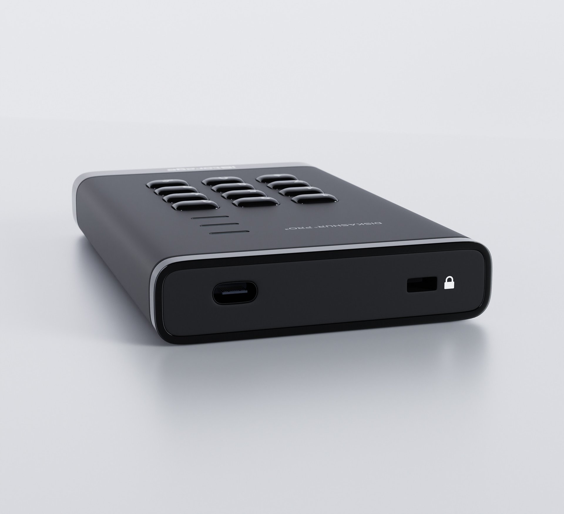Надворешен хард диск iStorage DiskAshur PRO, 1TB, хардверска енкрипција AES 256 bit, безбедносен PIN