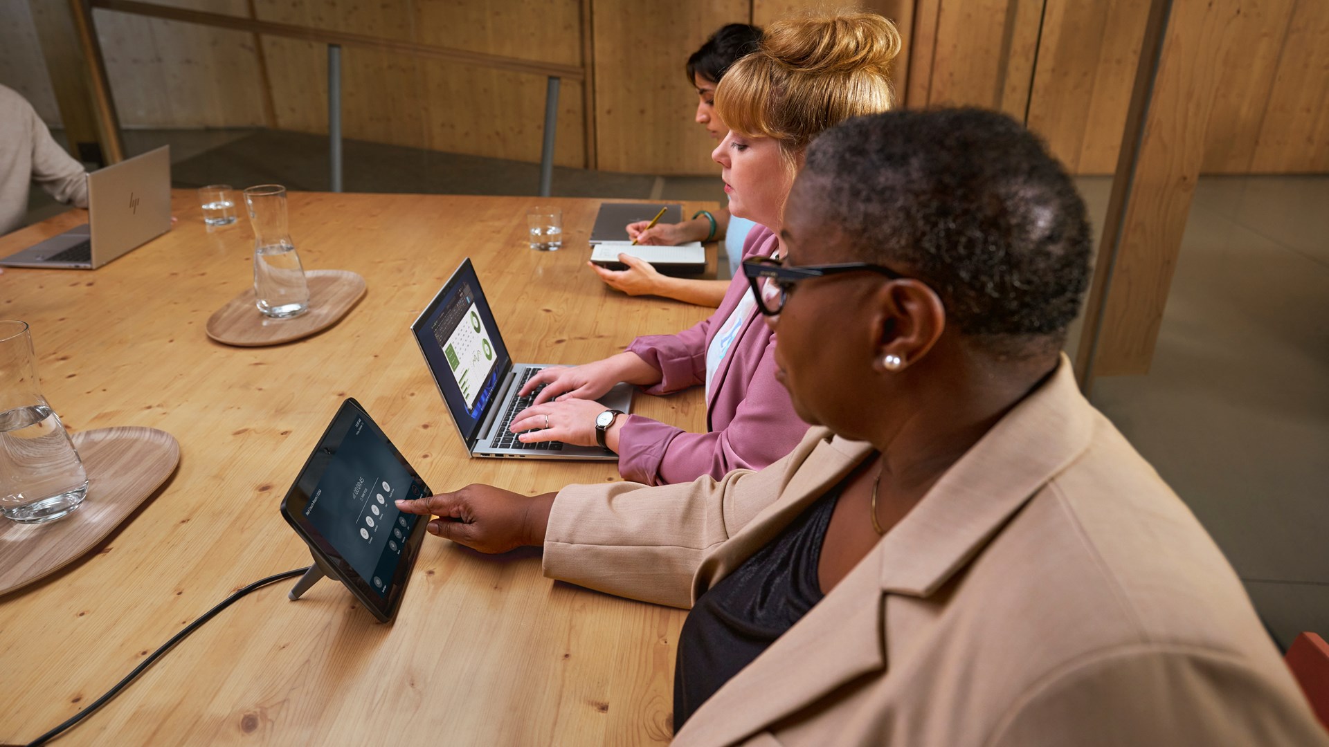 Laptop HP Elitebook 640, 14", Intel i5-1235U, 16 GB RAM, 256 GB SSD, i argjendtë