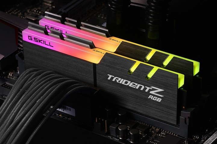 Memorie RAM G.SKill TridentZ RGB, 32GB (2x16GB) DDR4, 3200 MHz